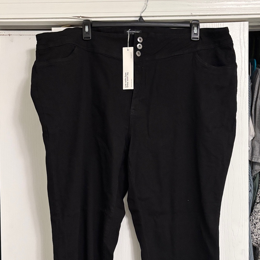 BloomChic Women's High Rise Black Jeans